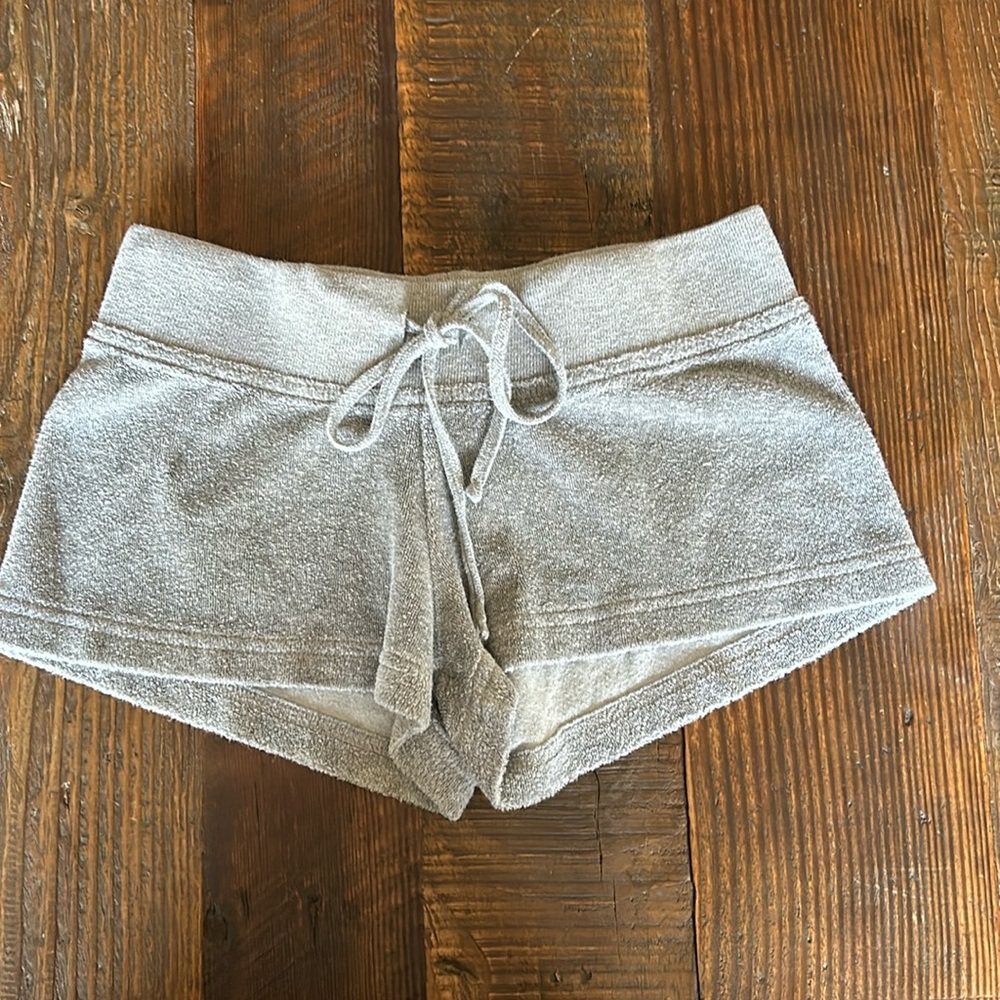Grey /Gray Hard Tail Drawstring Shorts Girls Small - EUC